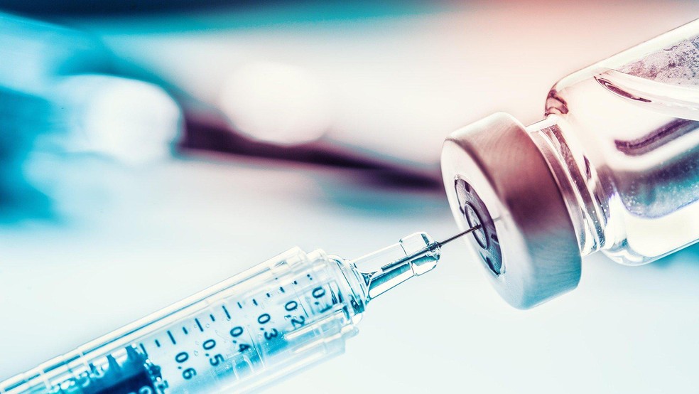 Anvisa aprova importação de dois milhões de doses de vacinas pela Fiocruz