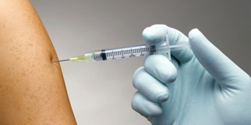 Sites oferecem cursos sobre vacina e coronavírus para farmacêuticos; saiba mais