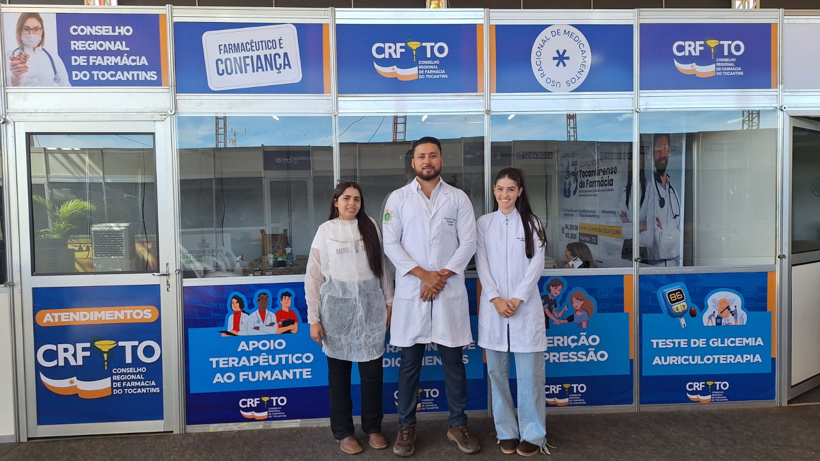 CRF-TO na Agrotins: Stand inicia atendimentos ao público com serviços e valorização da atividade farmacêutica
