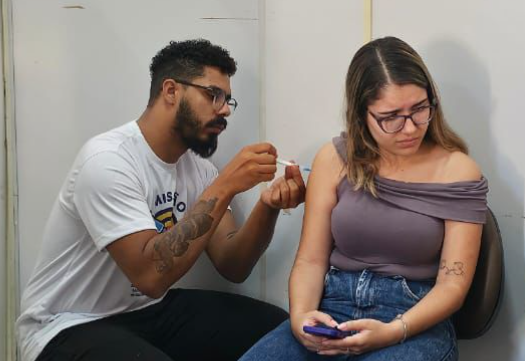 Conselho Regional de Farmácia reforça Dia D de vacinação contra o Sarampo com equipe de farmacêuticos em Palmas