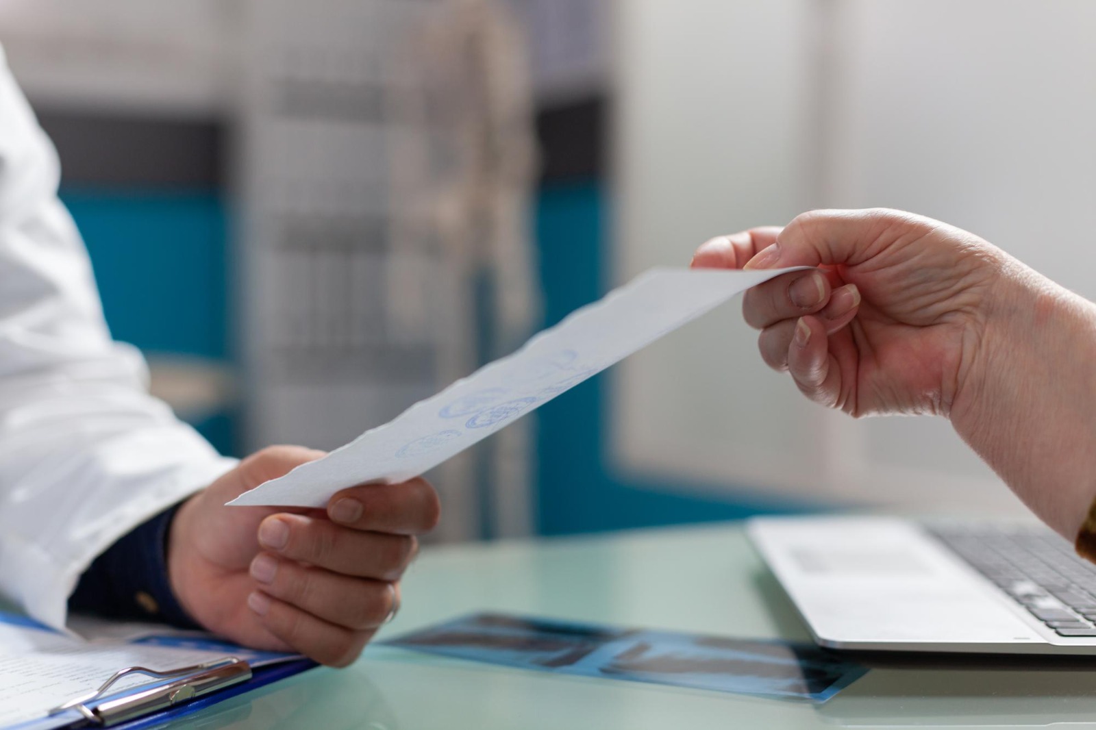 Documentação técnica para prescrição eletrônica é publicada pela Anvisa